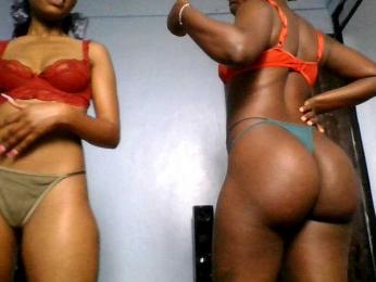 Slutgals2 — 在 bongacams 直播的网络摄像头模特