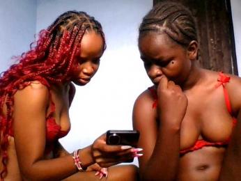 Slutgals2 — bongacams