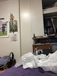 aooya — 在 stripchat 直播的网络摄像头模特