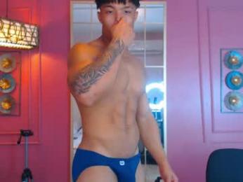 hotcrew_ — Chaturbate stream photo (Apr 2026)