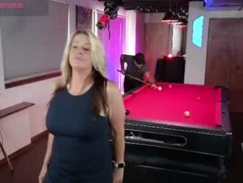 derrick_and_brittany — 在 chaturbate 直播的网络摄像头模特