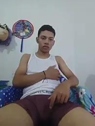 curious_straight_guy — 在 stripchat 直播的网络摄像头模特