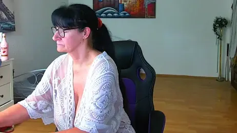 Sylly — Stripchat stream photo (Mar 2026)