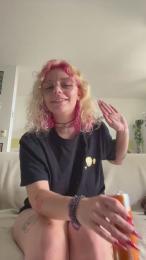 Emy_2002 — 在 cam4 直播的网络摄像头模特