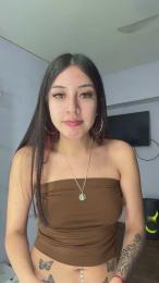 oriana49 — 在 cam4 直播的网络摄像头模特