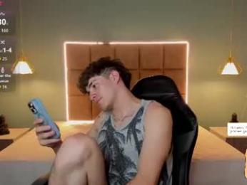 alejootwink — Chaturbate stream photo (Jun 2026)