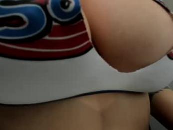 juliabeautiful — Chaturbate stream photo (May 2026)