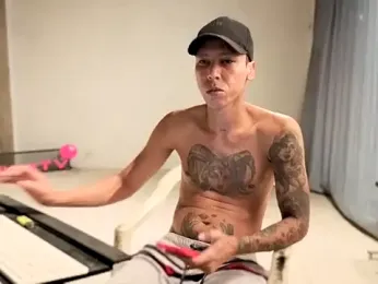 EL-CHICLE-TV — Stripchat stream photo (Aug 2025)