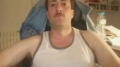 MrjackyTeller — 在 cam4 直播的网络摄像头模特
