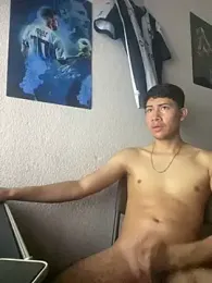 emmarod18 — Stripchat stream photo (Feb 2026)