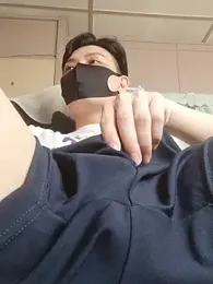 steadypls — 在 stripchat 直播的网络摄像头模特