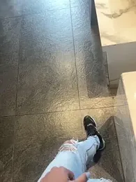 Andres_boy252 — 在 stripchat 直播的网络摄像头模特