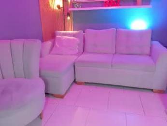 janinne_lu — 在 chaturbate 直播的网络摄像头模特