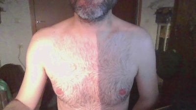 muy__versatil — 在 cam4 直播的网络摄像头模特