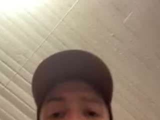 makeemcumm — Camsoda stream photo (Aug 2026)