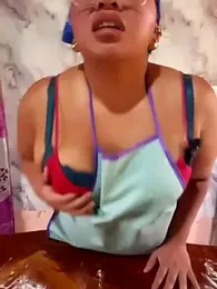 Trilyn25 — Stripchat stream photo (May 2025)