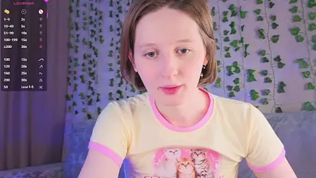 c0ralynx — 在 stripchat 直播的网络摄像头模特