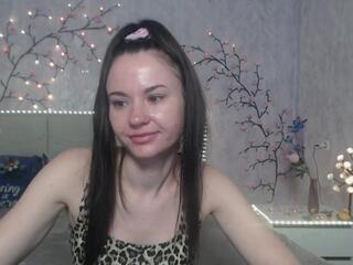 Kara Bliss — Flirt4free stream photo (Apr 2026)