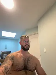 mrbighairychest — Stripchat stream photo (Aug 2026)