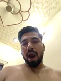 12vxyz — 在 stripchat 直播的网络摄像头模特