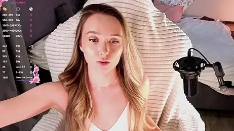 HollisBeckett — Stripchat stream photo (Mar 2026)