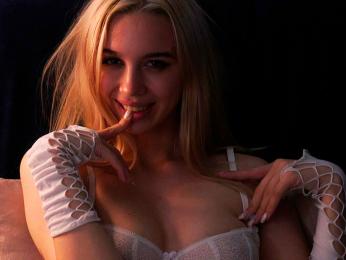 AliceWoody — Livejasmin stream photo (Sep 2025)
