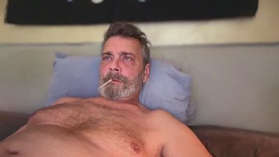 terrone6 — 在 cam4 直播的网络摄像头模特