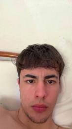 Alvaroguisan — 在 cam4 直播的网络摄像头模特