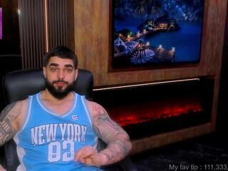 Carlosz Azizz — 在 flirt4free 直播的网络摄像头模特