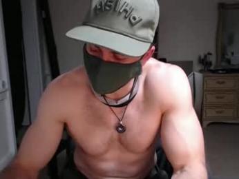 cloud900x — 在 chaturbate 直播的网络摄像头模特