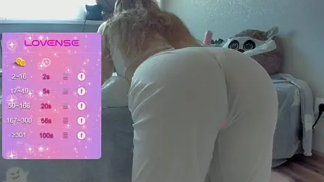 92yourbitch922 — 在 stripchat 直播的网络摄像头模特