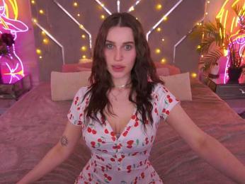 CrystalBarbie — bongacams