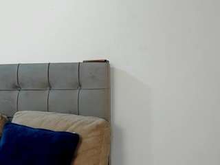 sophia-lopeez — Camsoda stream photo (Mar 2026)