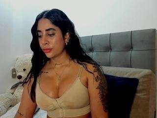 sophia-lopeez — Camsoda stream photo (Mar 2026)