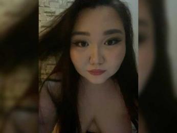 Annya_anka — 在 bongacams 直播的网络摄像头模特