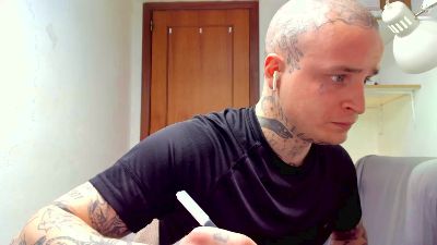 Layneinchains — Cam4 stream photo (Mar 2026)