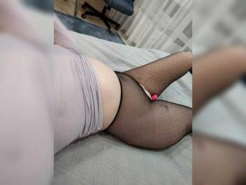 Angelia22 — 在 bongacams 直播的网络摄像头模特