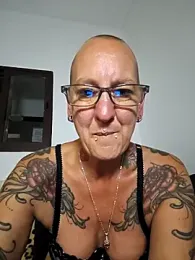 Emma_Milf25 — Stripchat stream photo (Mar 2026)