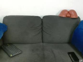 tomasmv — 在 chaturbate 直播的网络摄像头模特