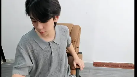 JKQ_334 — 在 stripchat 直播的网络摄像头模特