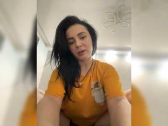 Mishkaa7771 — 在 bongacams 直播的网络摄像头模特