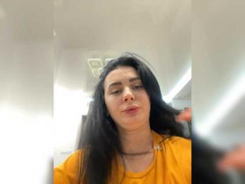 Mishkaa7771 — 在 bongacams 直播的网络摄像头模特