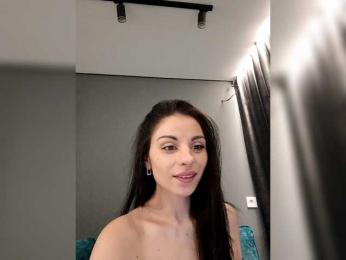 -Lili — 在 bongacams 直播的网络摄像头模特