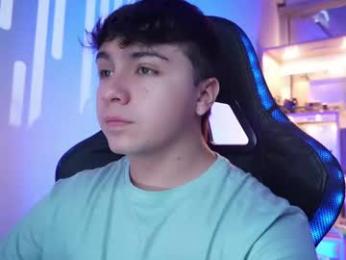 aron__cooper — Chaturbate stream photo (Jun 2026)