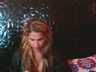 vicky-oba — Camsoda stream photo (Jun 2026)