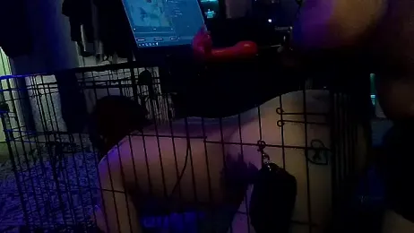 spikesyours — Stripchat stream photo (May 2026)