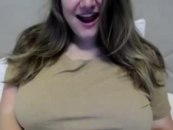 royalboobs — Chaturbate stream photo (Sep 2026)