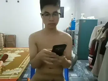 BotDamBigAss — Stripchat stream photo (Aug 2026)