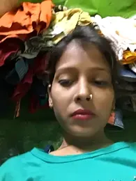 Gud_girl_Nilu — Stripchat stream photo (May 2026)