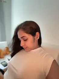 __amcutefatima — 在 stripchat 直播的网络摄像头模特